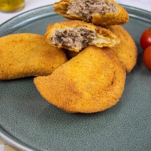 Rissóis de Carne Especiais